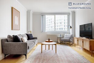 60 W 66th St in New York, NY - Building Photo