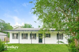 4909 Green Willow Ln, Unit 169-304 in Dickinson, TX - Building Photo