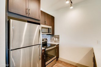 3000 Kramer Ln in Austin, TX - Building Photo - Building Photo