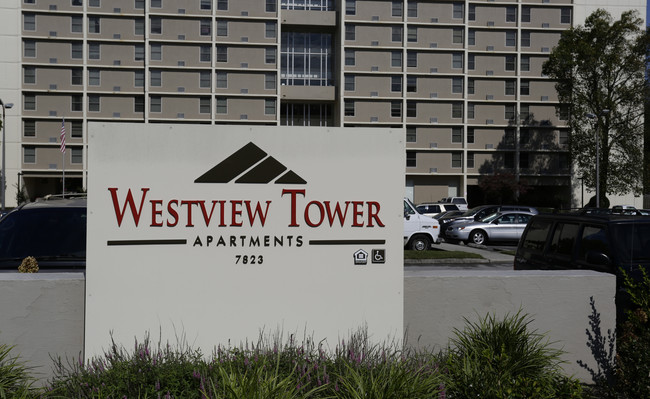 Westview Tower in Knoxville, TN - Foto de edificio - Building Photo