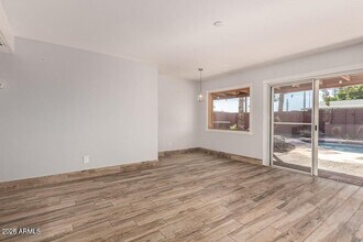 307 W Santa Cruz Dr in Tempe, AZ - Building Photo - Building Photo