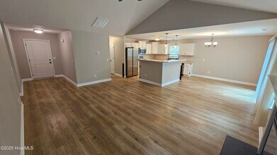 2009 Marston Dr in Jacksonville, NC - Building Photo - Building Photo