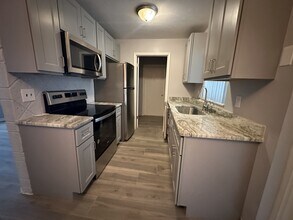 2906 Garden Rd in Eustis, FL - Building Photo - Building Photo