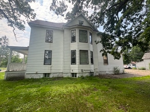 611 5th Ave S in St. Cloud, MN - Building Photo - Building Photo