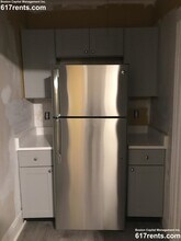 17A Gordon St, Unit A in Boston, MA - Foto de edificio - Building Photo