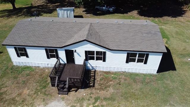 156 Creekview Meadows Dr in Springtown, TX - Foto de edificio - Building Photo