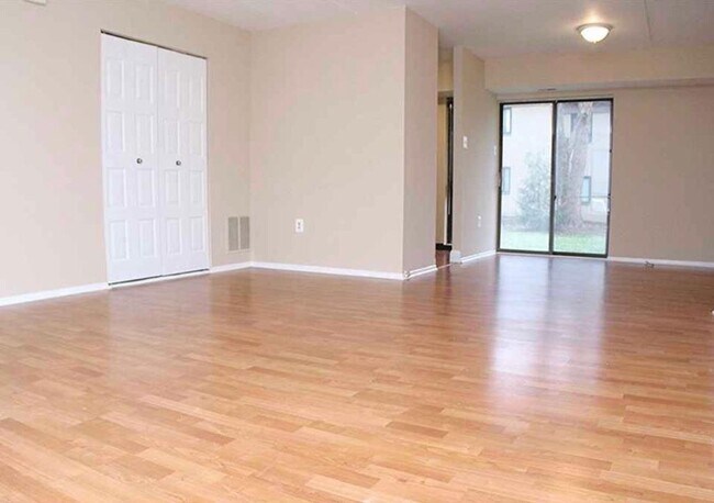 217 James Ct in Evesham, NJ - Building Photo - Building Photo