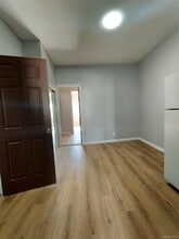 82-31 Woodhaven Blvd in Queens, NY - Building Photo - Building Photo