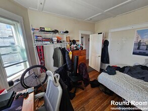 771 Somerville Ave in Somerville, MA - Foto de edificio - Building Photo