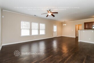 3315 Anneewakee Falls Pkwy in Douglasville, GA - Foto de edificio - Building Photo