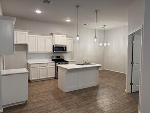 627 Marlin Ct in Chickasha, OK - Building Photo - Building Photo