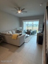 6402 Hanfield Ln in Port Orange, FL - Building Photo - Building Photo