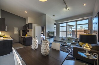 161 Berkeley St, Unit #503 in Boston, MA - Building Photo - Building Photo