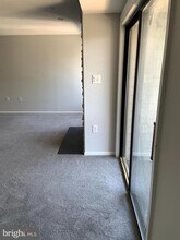 1109 Castle Harbor Way-Unit -2A in Glen Burnie, MD - Foto de edificio - Building Photo