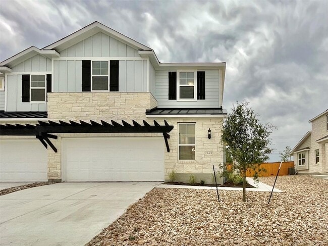 2415 Lakey Cv in Leander, TX - Foto de edificio - Building Photo