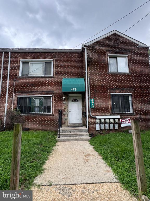 property at 479 Orange St SE
