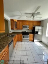 6445 Boca Cir in Boca Raton, FL - Building Photo - Building Photo