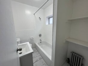 1819 Palisade Pl in Bronx, NY - Foto de edificio - Building Photo