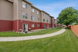 Central Court Village in Billings, MT - Building Photo - Building Photo