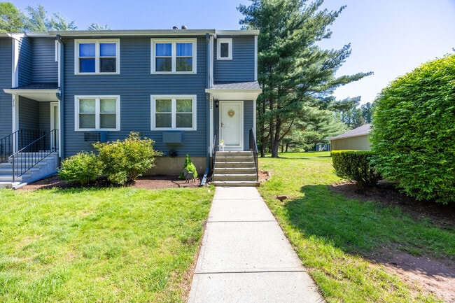 property at 212 Greens Loop
