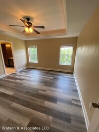 106 Sycamore Dr photo'