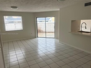 4535 SW 68th Ct Cir in Miami, FL - Building Photo - Building Photo