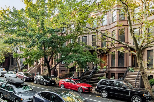 146 Lincoln Pl in Brooklyn, NY - Building Photo - Building Photo