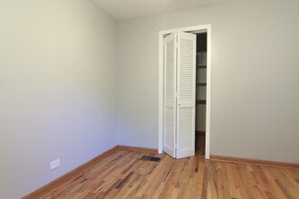 1500 N Elk Grove Ave in Chicago, IL - Building Photo - Building Photo