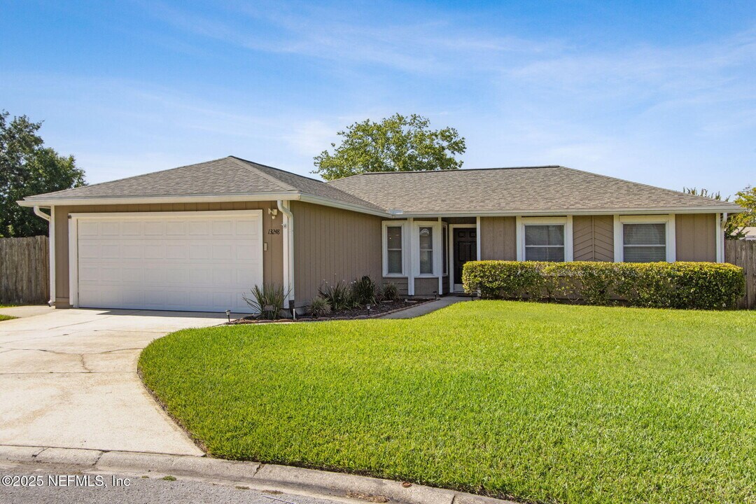 13248 Arbor Vitae Dr in Jacksonville, FL - Building Photo