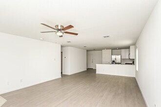 2209 La Vis Ln, Unit 5308 in Fort Worth, TX - Foto de edificio - Building Photo