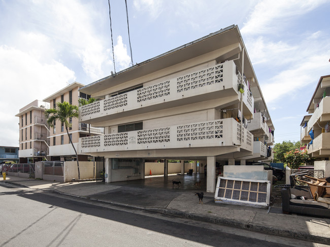 94-309 Pupuole St in Waipahu, HI - Foto de edificio - Building Photo