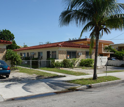 1325 SW 5th St in Miami, FL - Building Photo - Building Photo