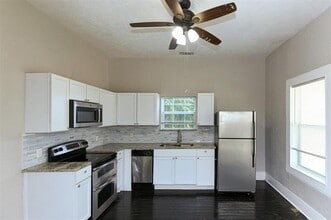 1513 South Fwy in Fort Worth, TX - Building Photo - Building Photo