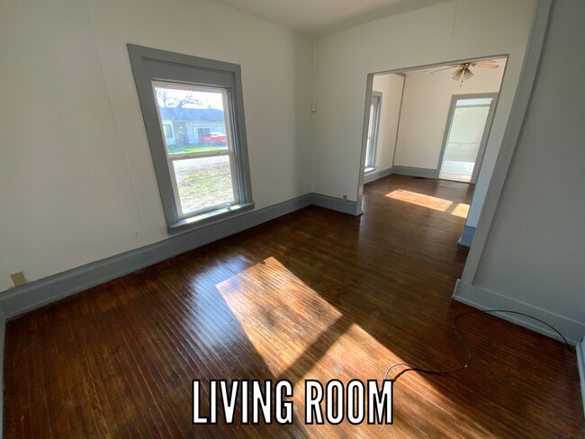 1308 Lape St in Danville, IL - Building Photo - Building Photo