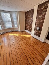 5 School St, Unit 1 in Somerville, MA - Building Photo - Building Photo