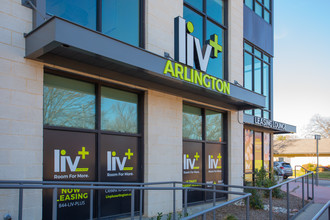 LIV+ Arlington in Arlington, TX - Foto de edificio - Building Photo