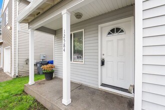 12584 SE Ramona St in Portland, OR - Building Photo - Building Photo