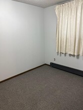 503 Maple St, Unit Apt. 1 in Wilton, IA - Building Photo - Building Photo