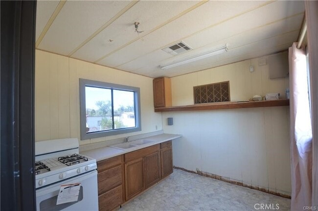 32531 Cox Rd in Menifee, CA - Building Photo - Building Photo