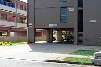 94-1047 Kahuamoku St in Waipahu, HI - Building Photo - Building Photo