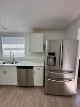 26326 Foamflower Blvd in Zephyrhills, FL - Building Photo - Building Photo