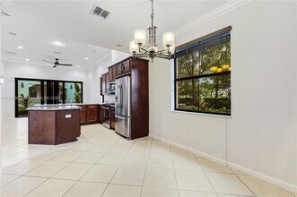 3391 NW 125th Ave in Sunrise, FL - Building Photo - Building Photo
