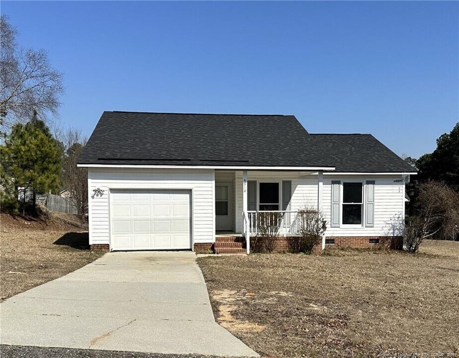 4910 Paulsun Dr in Fayetteville, NC - Building Photo