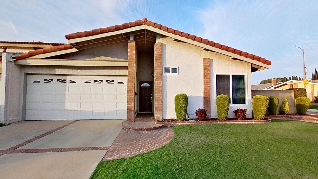 5517 Thelma Ave in Buena Park, CA - Building Photo