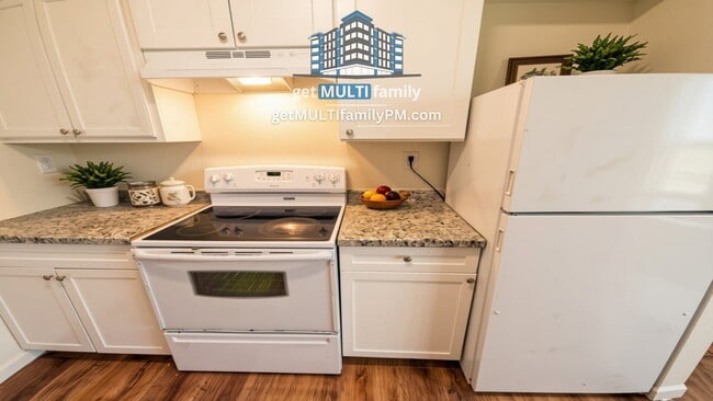 property at 7120 N 66th Dr