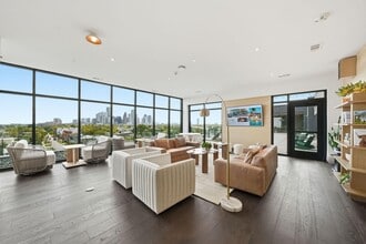 2623 Keene St in Houston, TX - Foto de edificio - Building Photo