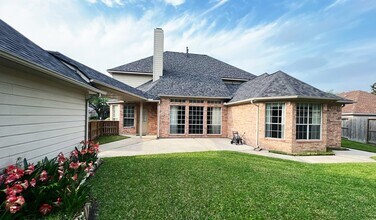 5315 Ridgewood Reef in Houston, TX - Foto de edificio - Building Photo