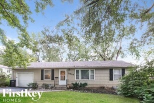 5805 E 100th St in Kansas City, MO - Building Photo