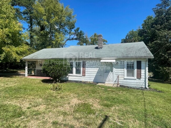 property at 907 W Cooksey Dr