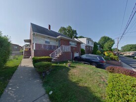1108 Harvard Pl in Fort Lee, NJ - Building Photo
